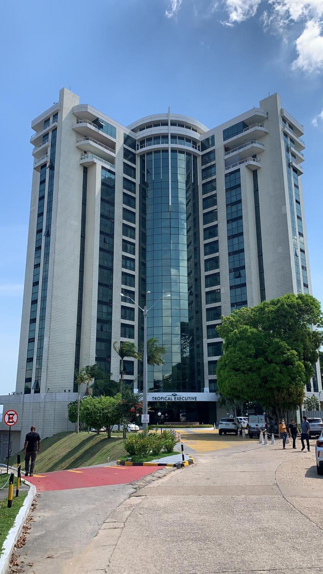 Apartamento No Tropical Executive Hotel Com Varanda, 1 Cama De Casal E 2 Camas De Solteiro Manaus Luaran gambar